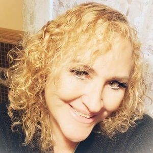 Meet your Posher, Colleen